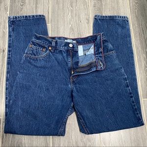 SOLD ❌ Levi’s High Waisted Dark Wash 550 Jeans